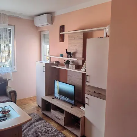 아파트 Svjetlana *